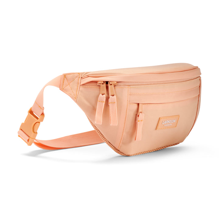 Pfirsichfarbene Bauchtasche Ole von Larkson mit mehreren Reißverschlusstaschen und verstellbarem Gurt