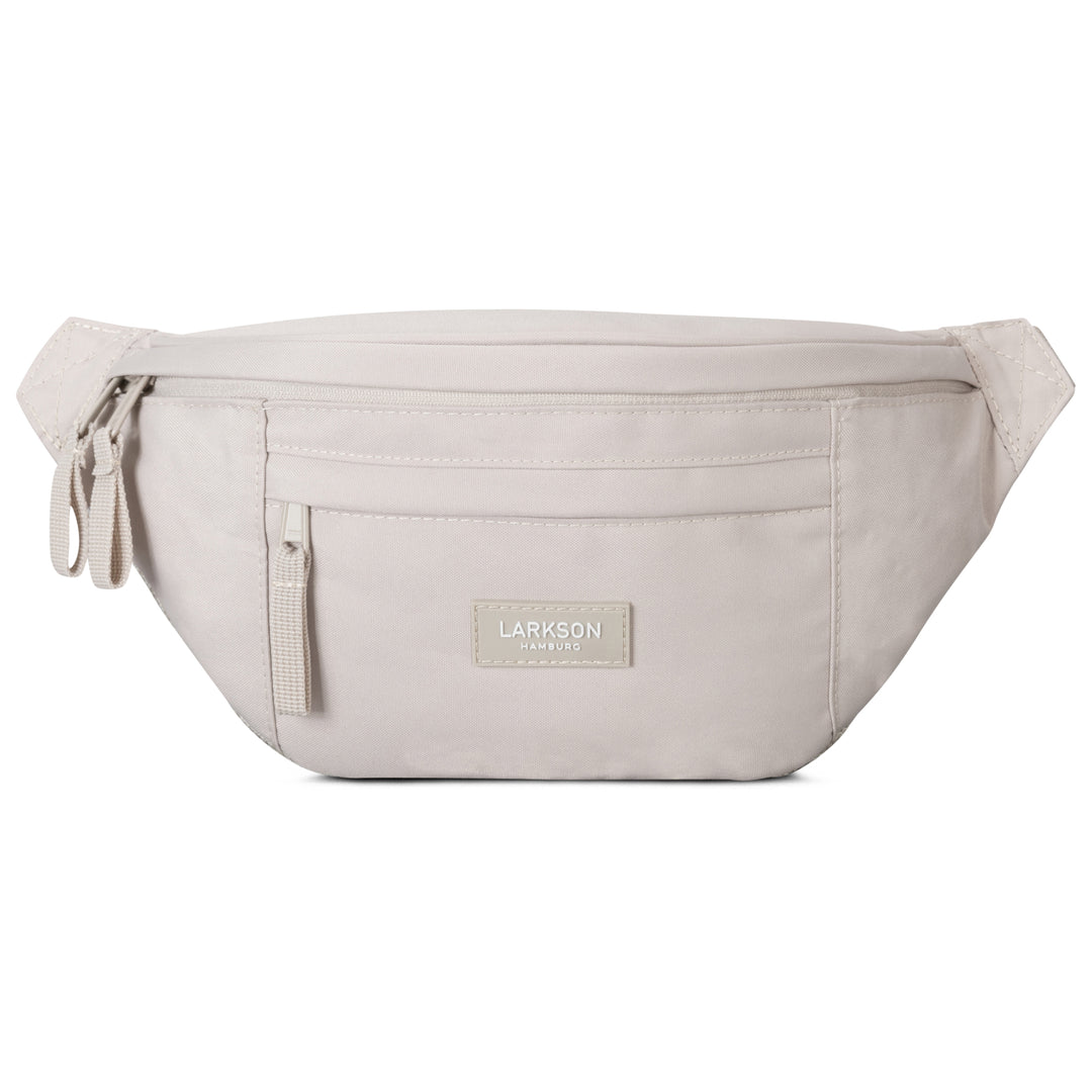 Beige Bauchtasche 'Ole' von Larkson mit zwei Reißverschlussfächern und Larkson Hamburg Logo