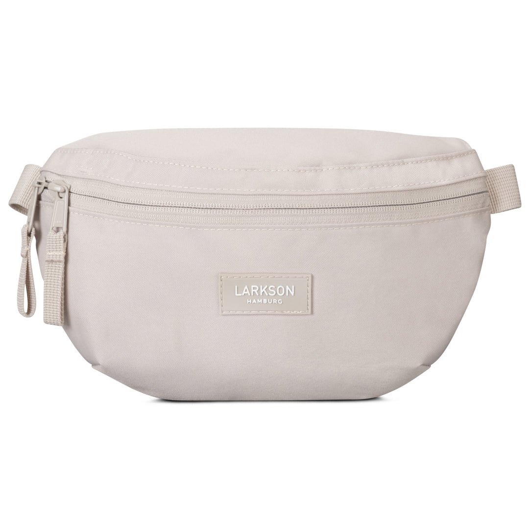 Beige Bauchtasche 'Finn' von Larkson mit Reißverschluss und Logo 'LARKSON HAMBURG'