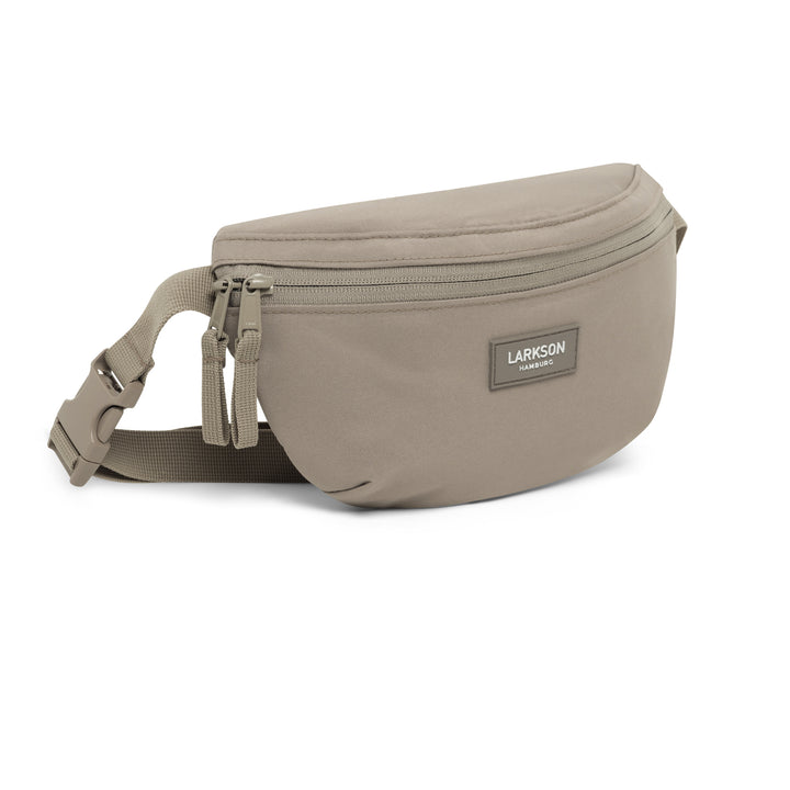 LARKSON Bauchtasche 'Finn' klein in gravel-beige mit Reißverschluss und verstellbarem Gurt