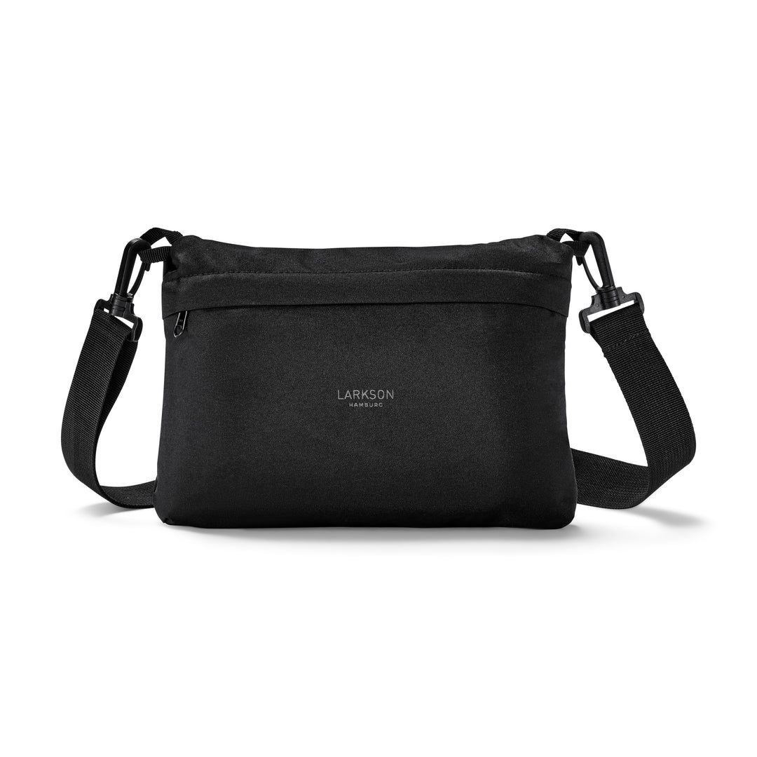 Schwarze faltbare Umhängetasche ‚Arne‘ von LARKSON mit verstellbarem Tragegurt und Reißverschlussfach