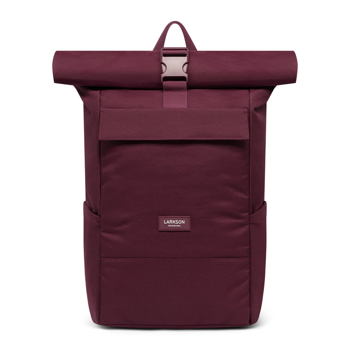 Rolltop Rucksack No 4 von Larkson in Beerenton mit Klippeverschluss und Fronttasche