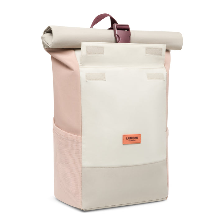LARKSON Rolltop Rucksack No 4 in Sand-Rose mit Fronttasche und seitlichen Netzfächern