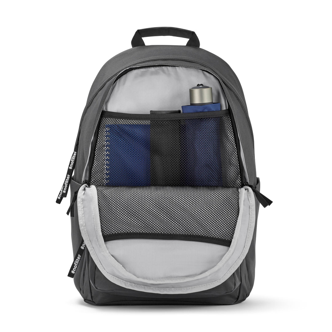 LARKSON Rucksack No 3 Advanced in Grau mit geöffnetem Hauptfach und organisiertem Innenraum mit Mesh-Tasche