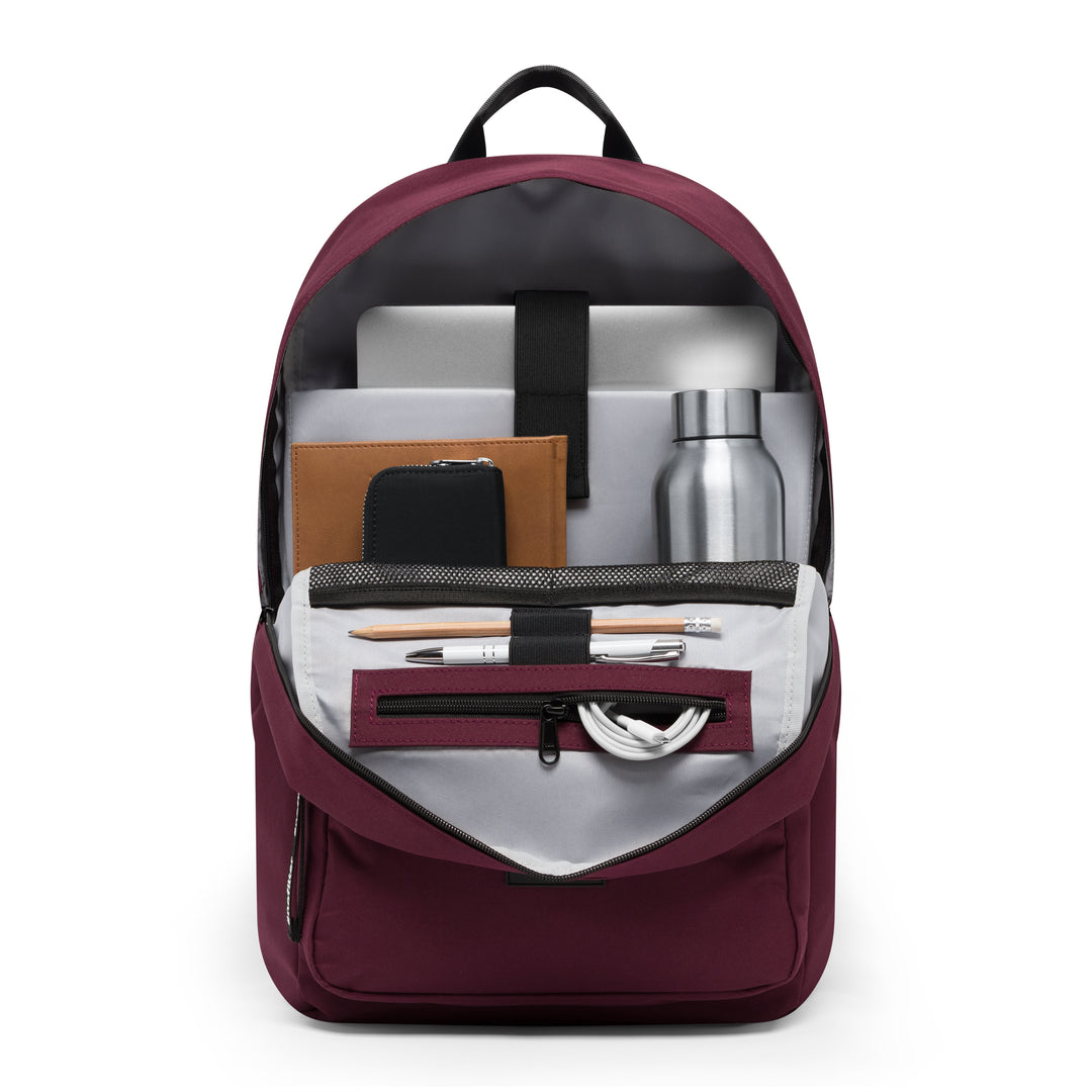 LARKSON Rucksack No 3 in Burgunderrot mit Laptopfach, Flasche, Notizbuch, Stiften und Kabelorganisation