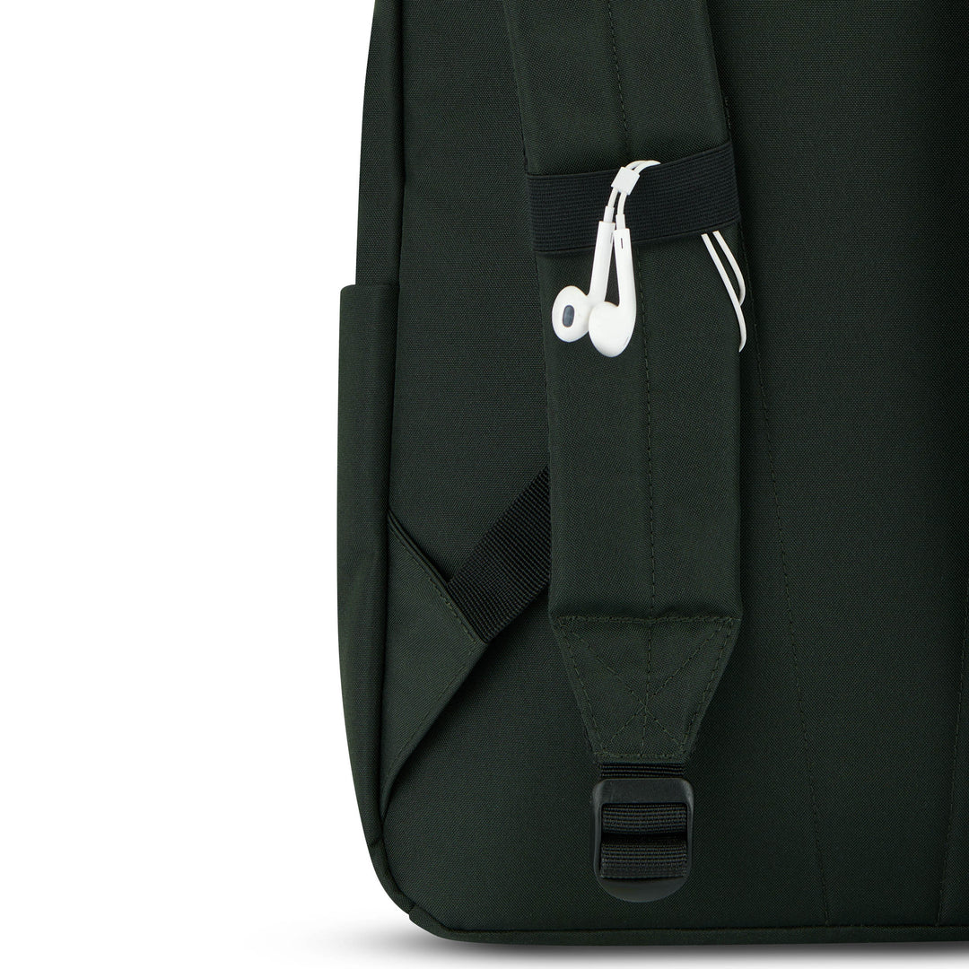 Grüner LARKSON Schulrucksack No 3 mit gepolstertem Schultergurt und weißem Kopfhörer am Gurt