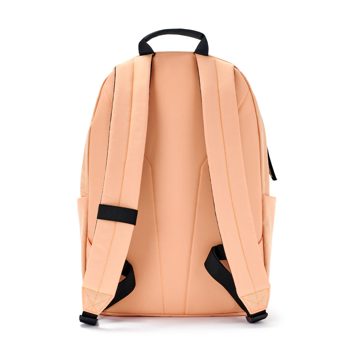 Rückenansicht des ergonomischen Rucksack No 3 in hellbeige mit gepolsterten, verstellbaren Schultergurten