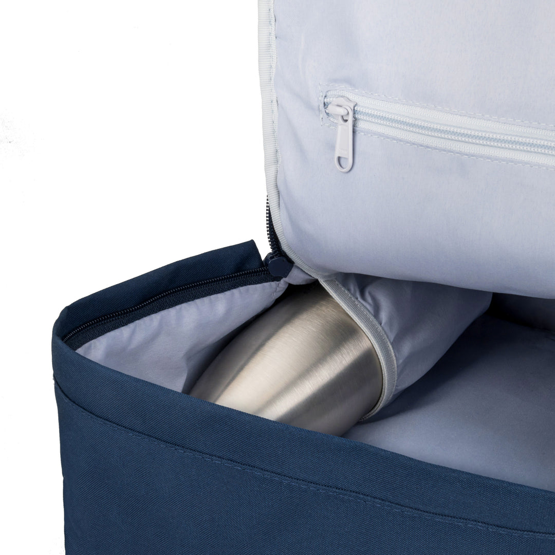Blauer Tagesrucksack Rucksack No 6 mit einem Edelstahl-Flaschenhalter innen