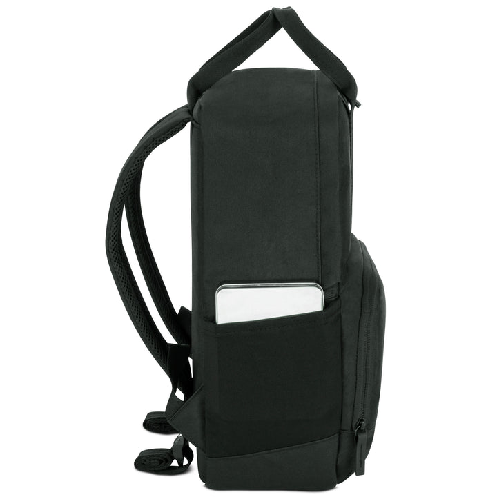 Schwarzer Rucksack No 6 von LARKSON mit seitlicher Tasche und herausstehendem silbernem Smartphone