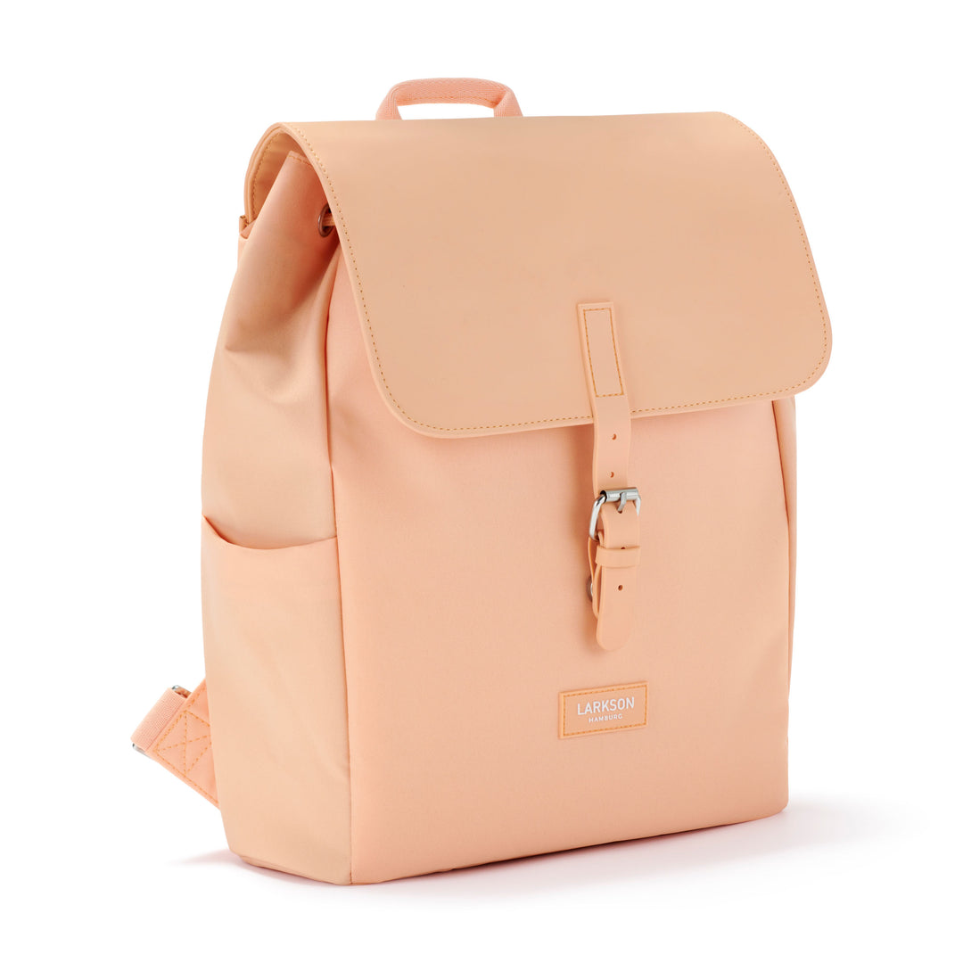 Peachfarbener Tagesrucksack 'Ida' von LARKSON mit Klappe und Schnalle