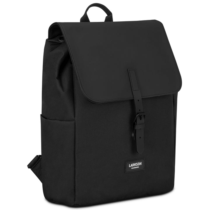 Schwarzer Damen-Rucksack Ida von LARKSON mit Klappe und Schnallenverschluss