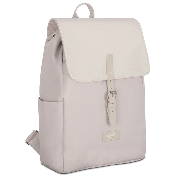 Sandfarbener Damenrucksack 'Ida' von LARKSON mit Klappe und Gurtverschluss