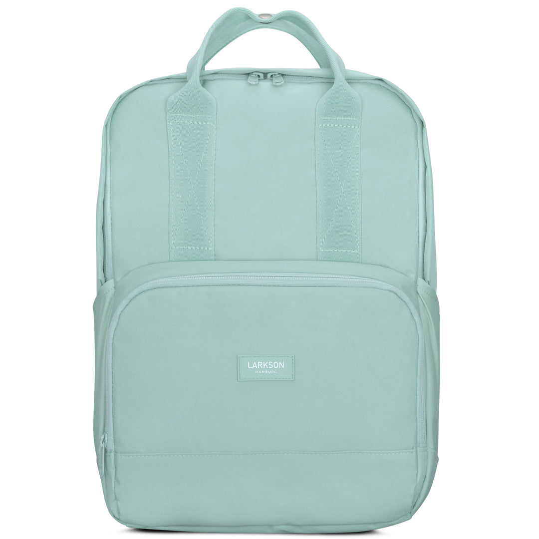 Mintfarbener LARKSON Rucksack No 6 mit rechteckiger Form und vorderer Reißverschlusstasche