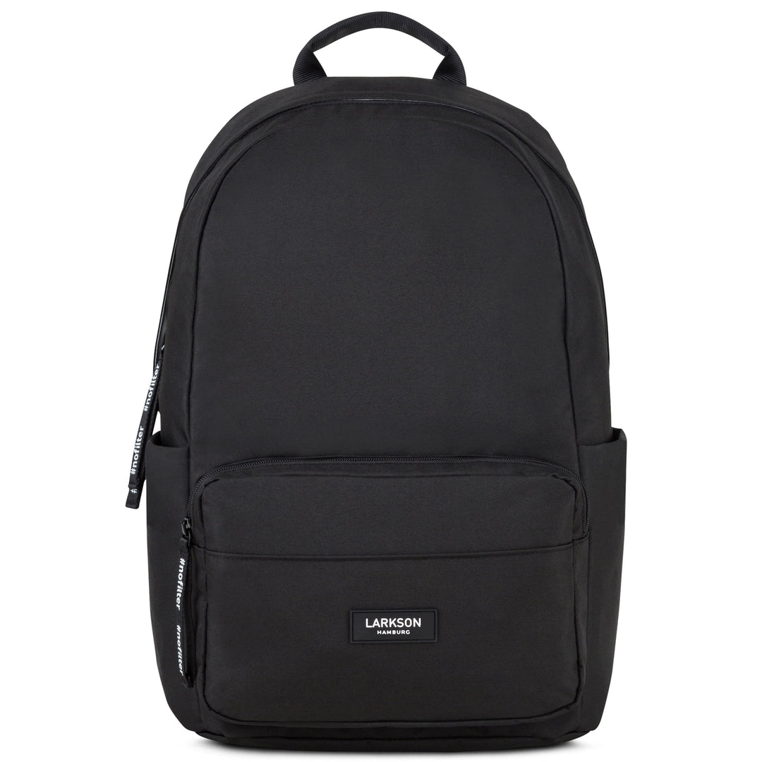 Schwarzer LARKSON Rucksack No 3 mit Fronttasche und seitlichen Fächern