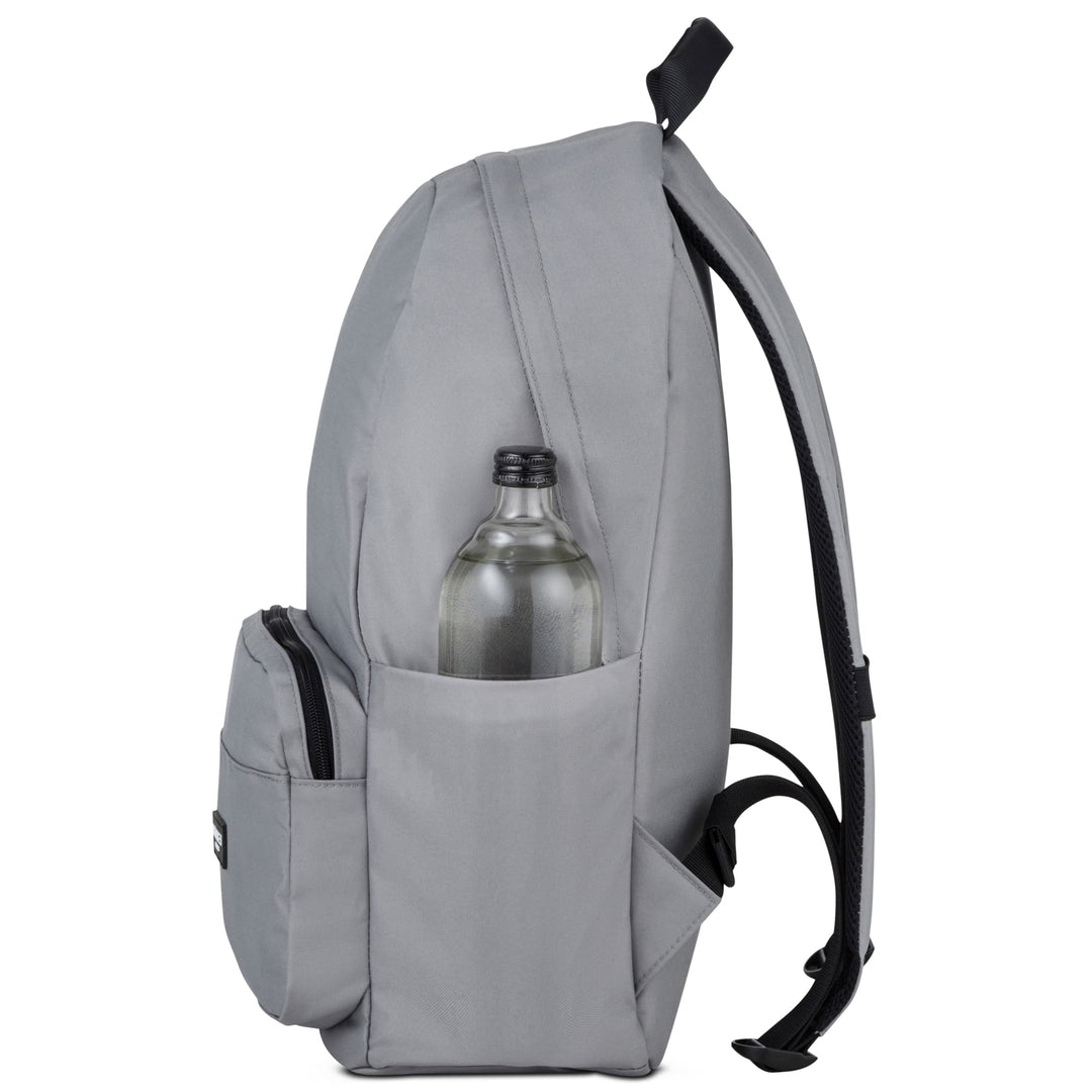 Grauer Rucksack No 3 mit seitlicher Tasche und Wasserflasche