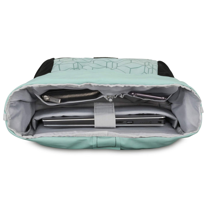 Geöffneter mintfarbener Rolltop Rucksack No 2 mit Laptop und anderen Fächern innen