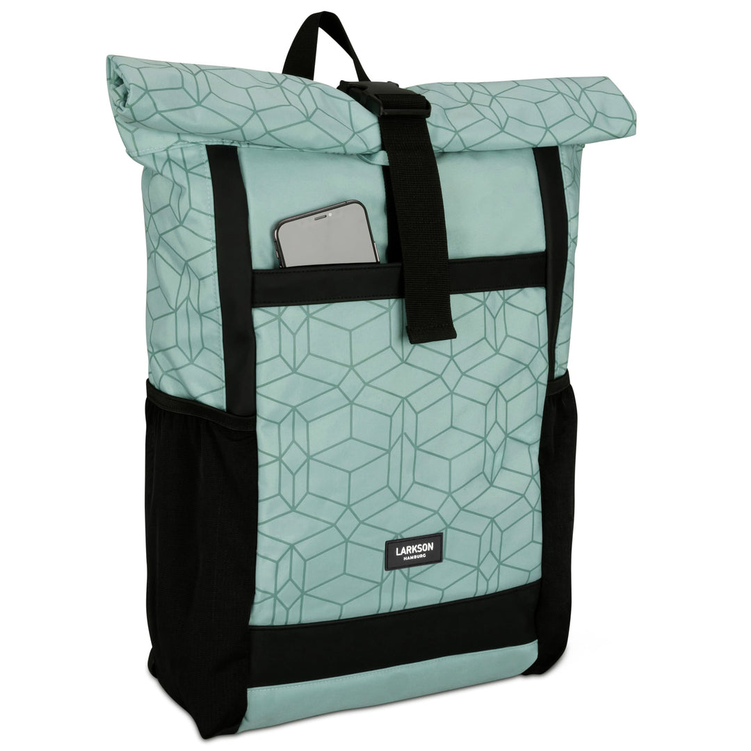 Rolltop Rucksack No 2 von LARKSON in Mintfarben mit geometrischem Muster, schwarzem Gurt und seitlichen Taschen