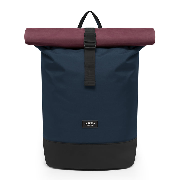 LARKSON Rolltop Rucksack Janne in Blau mit Beere oben und schwarzem Boden