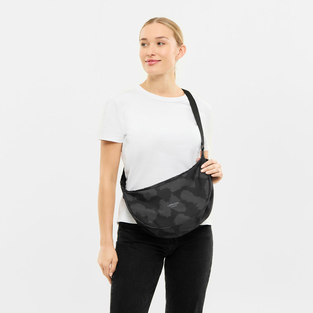 Half Moon Bag Solveig Medium
