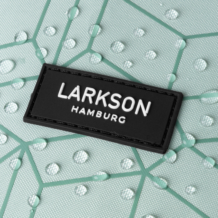 Wasserabweisendes, mintgrünes Rolltop Rucksackmaterial mit geometrischem Muster und LARKSON HAMBURG Logo