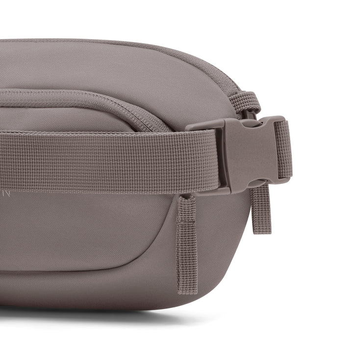 Sling Bag Helge Large